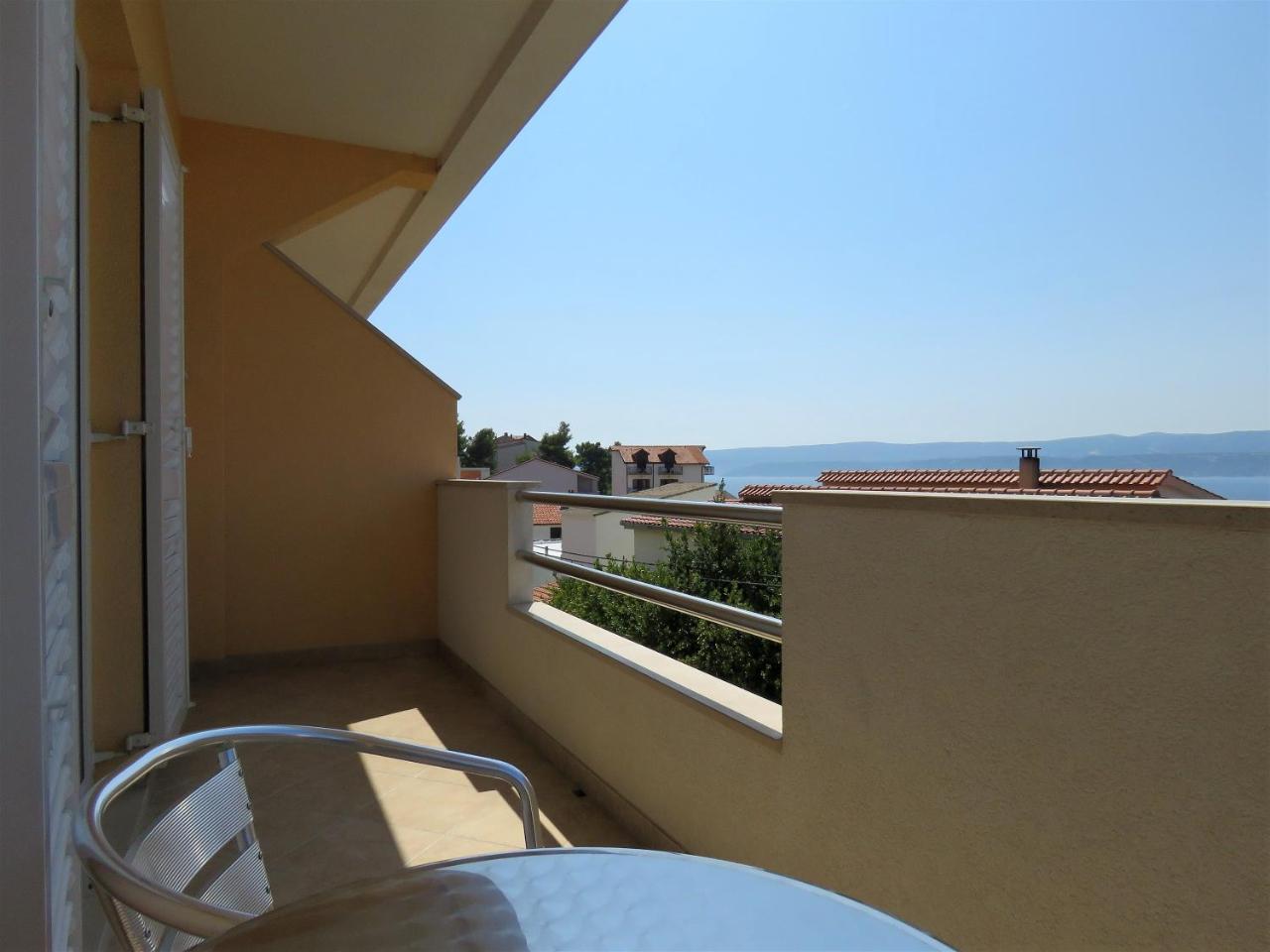 Apartments Kojan Omiš Exterior foto